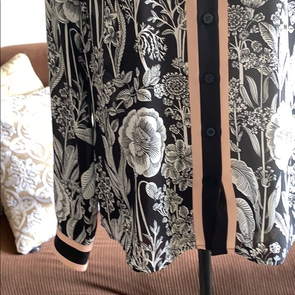 Tommy Hilfiger Button Up Blouse Size S - Picture 3 of 6